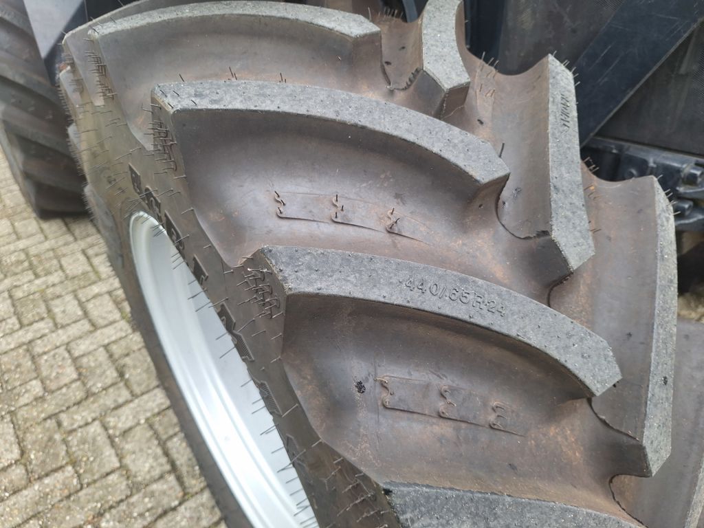 New Holland T5.95