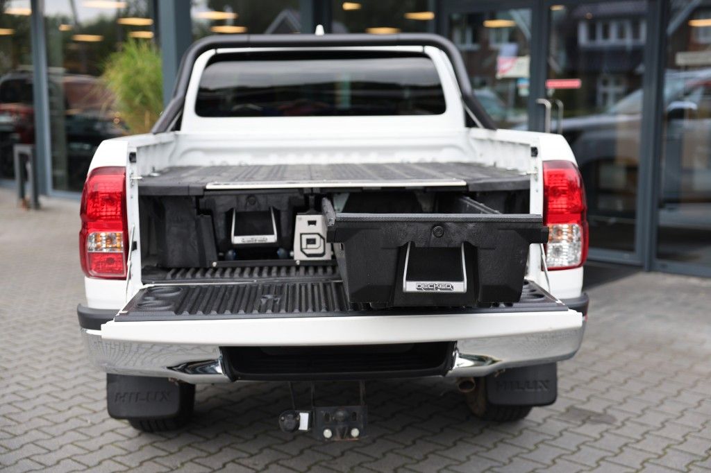 Toyota Hilux 2.4 D-4D X-TRA CAB CHALLENGER A/T 4WD VAN MARGE