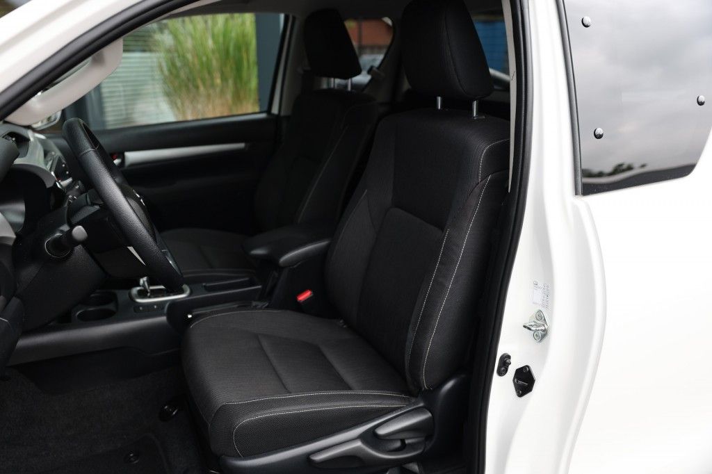Toyota Hilux 2.4 D-4D X-TRA CAB CHALLENGER A/T 4WD VAN MARGE