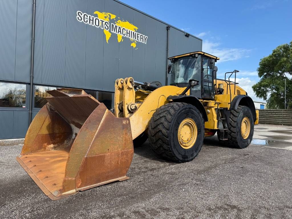 CAT 982 M