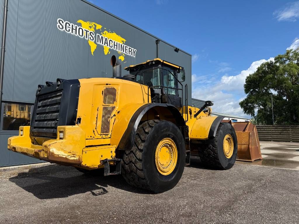 CAT 982 M