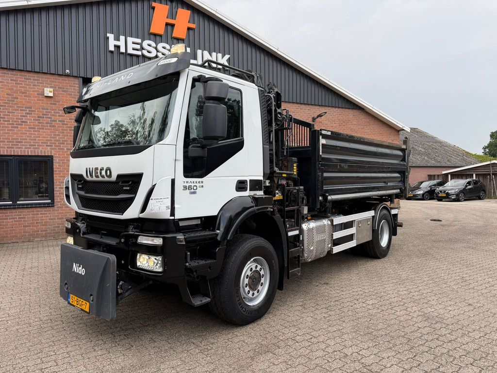 Iveco Trakker 360 2 Zijdige kipper 4x4 HIAB Kraan NL Truck 315.680KM! Top condition