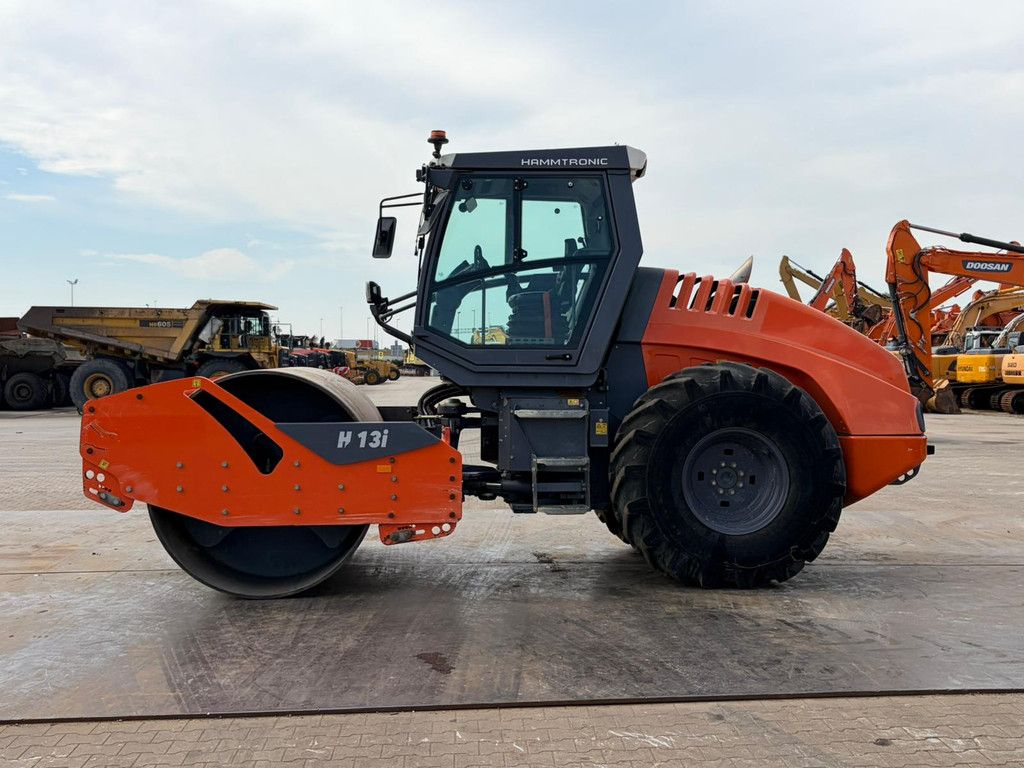 Hamm H13i