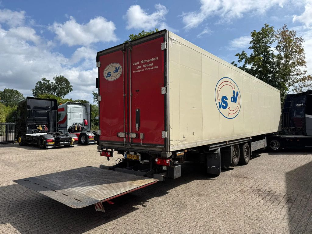 Schmitz Cargobull Thermo King SLXe Spectrum dakschade! Multi temp Stuuras