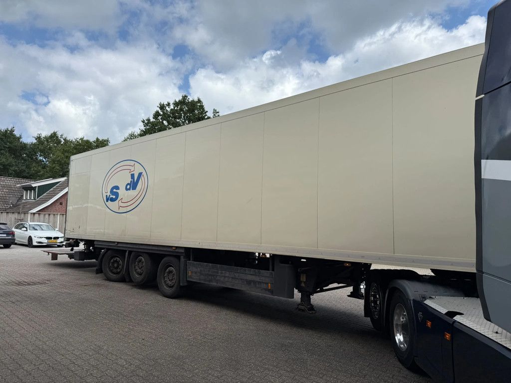 Schmitz Cargobull Thermo King SLXe Spectrum dakschade! Multi temp Stuuras