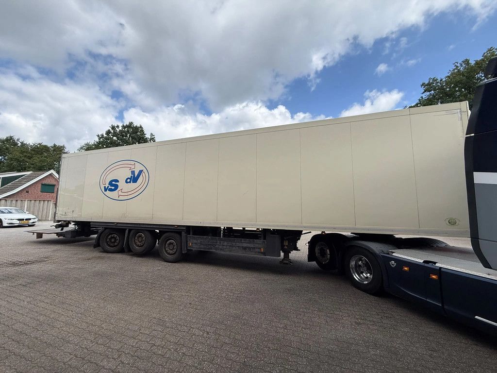 Schmitz Cargobull Thermo King SLXe Spectrum dakschade! Multi temp Stuuras