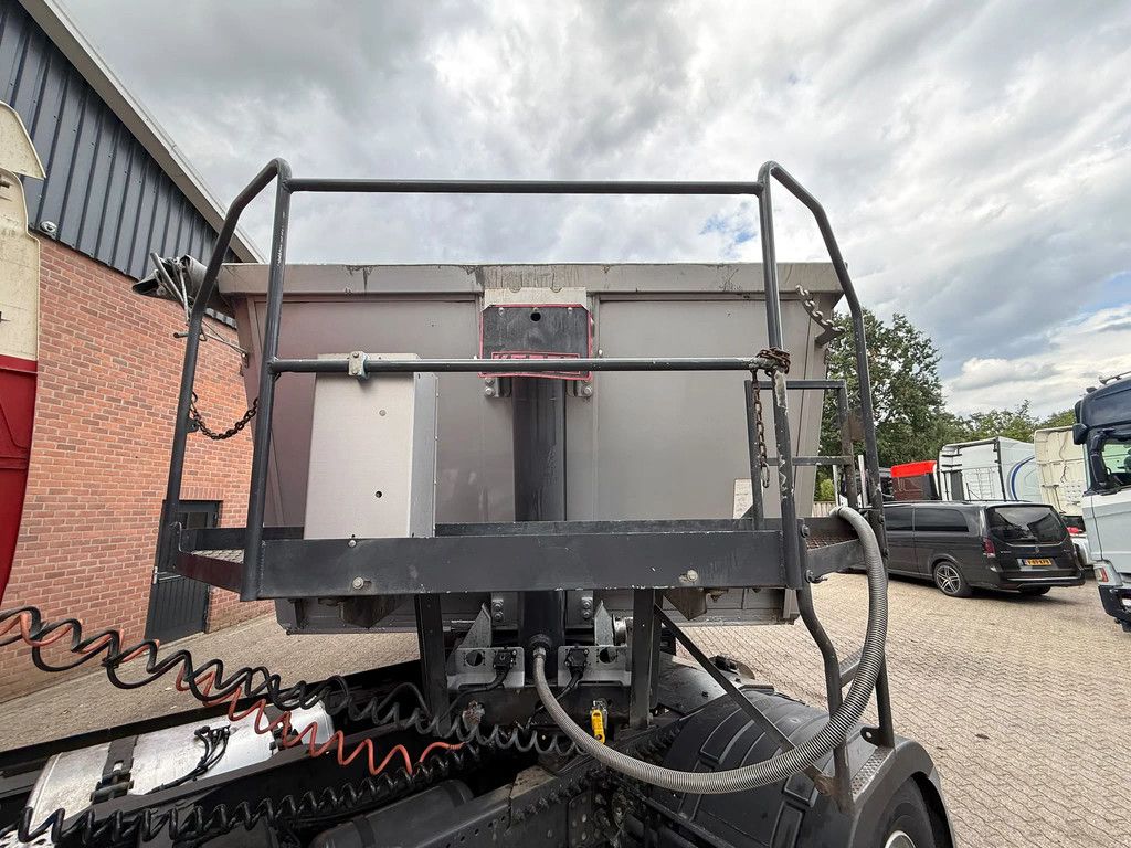 Kempf SKM 26m3 AS-1 Liftas Alcoa's SAF Wabco Smartboard German Papers