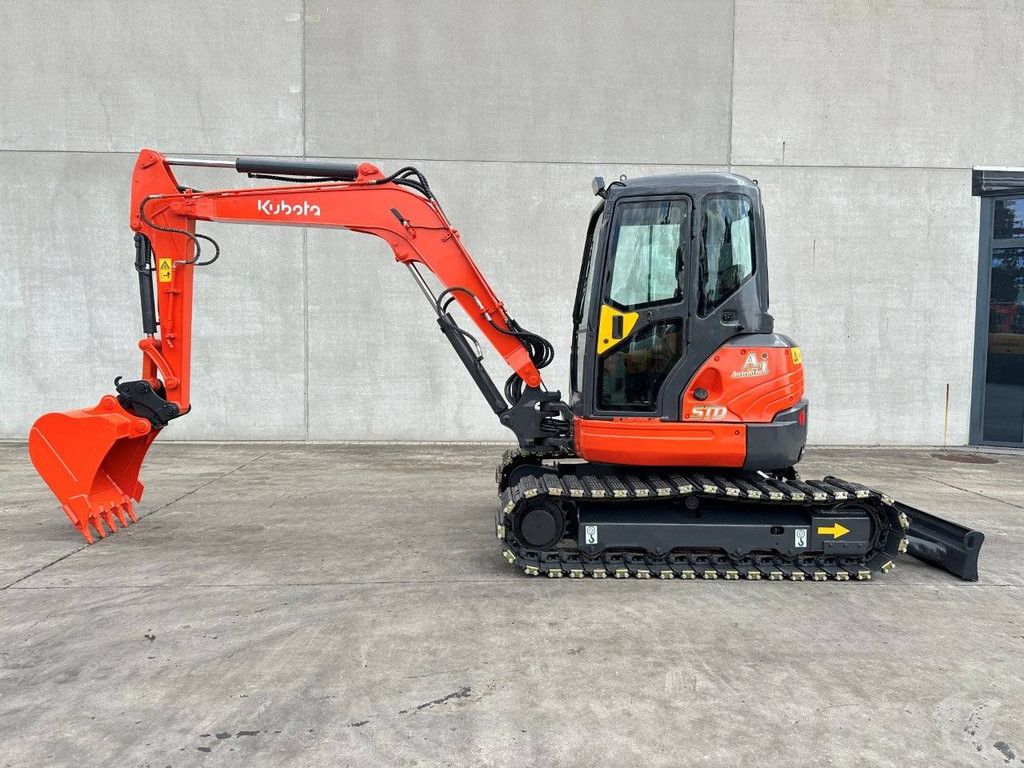 Raupenbagger Kubota KX155-3SZ Diesel 28,8 kW 2012