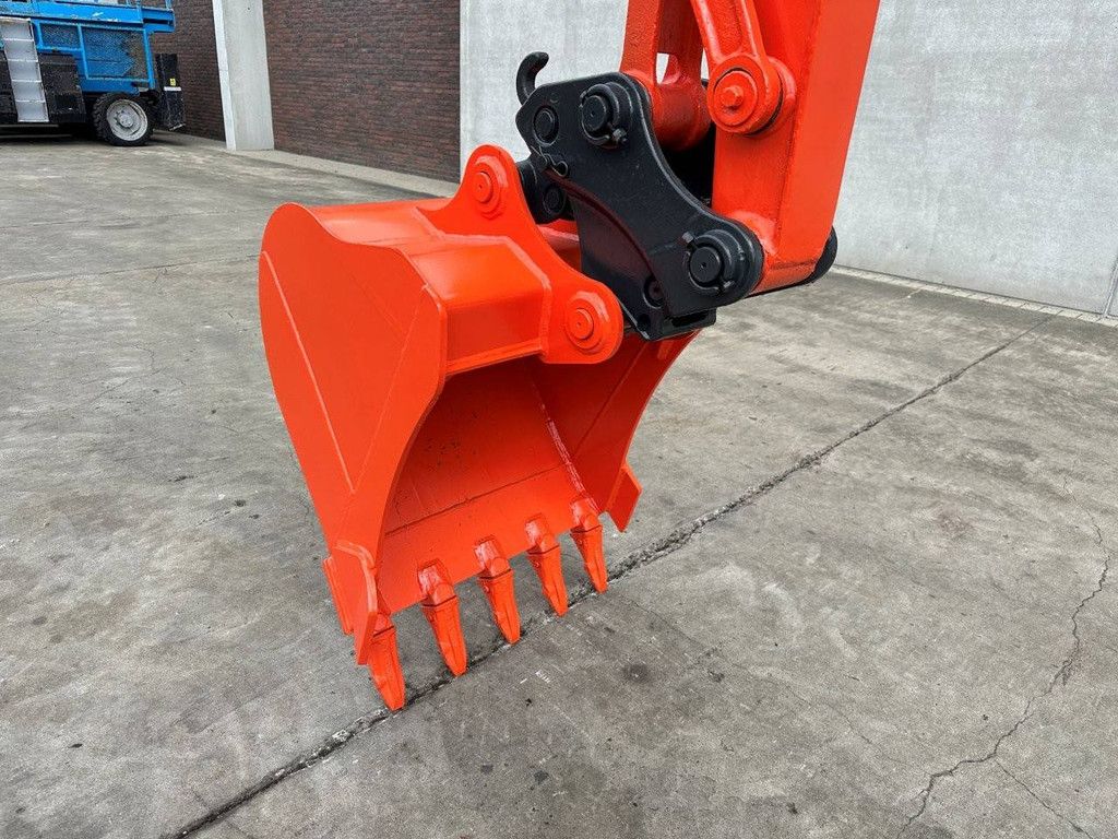 Raupenbagger Kubota KX155-3SZ Diesel 28,8 kW 2012