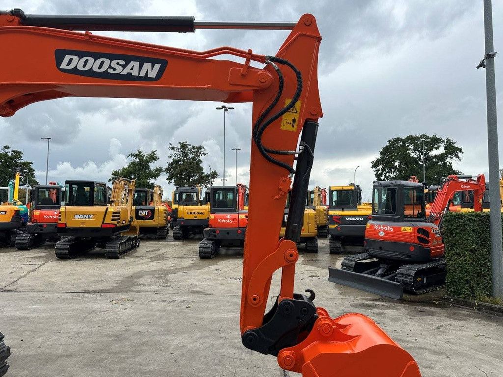 Rupsgraafmachine Doosan DX55-9C Diesel 36.2kW 2018