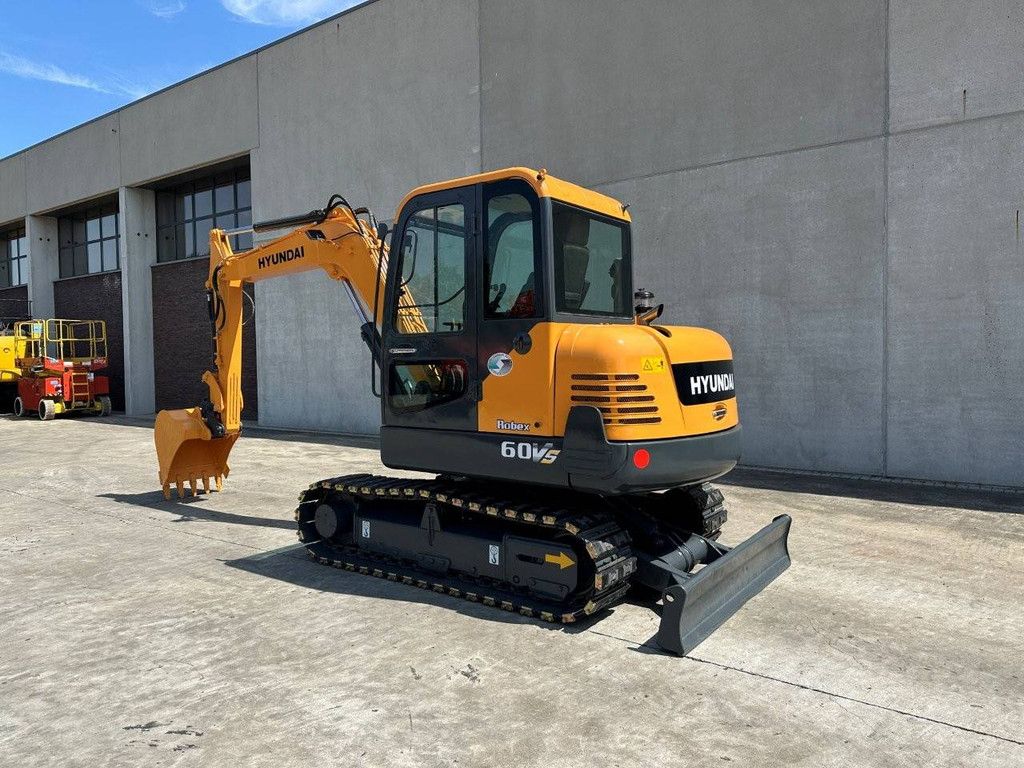 Raupenbagger Hyundai R60VS Diesel 40,5 kW 2019