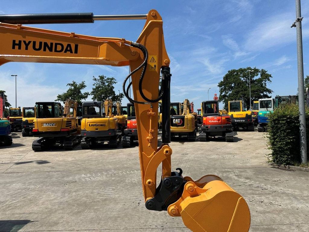 Raupenbagger Hyundai R60VS Diesel 40,5 kW 2019