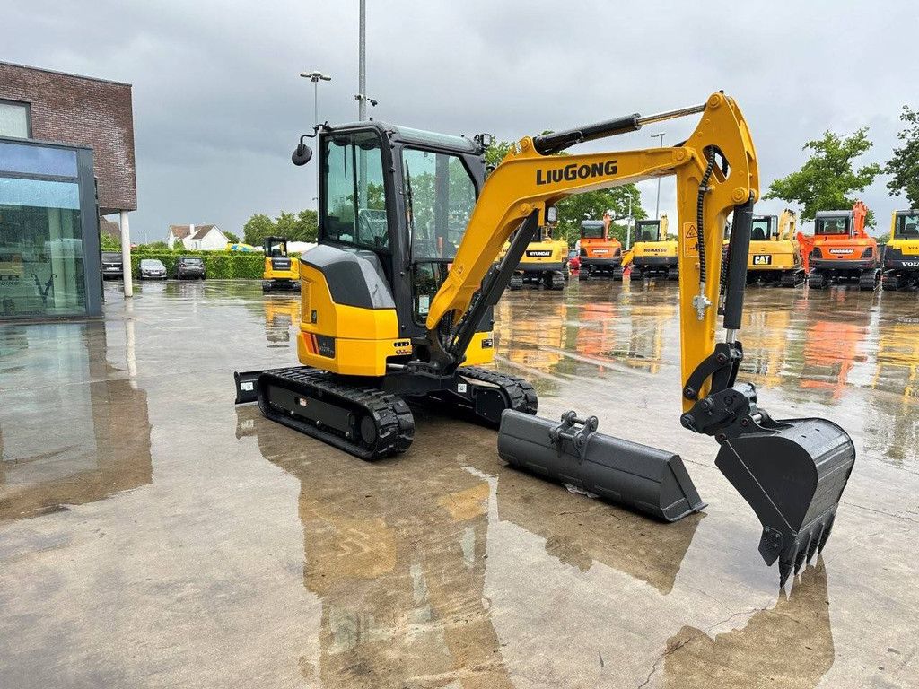 Rupsgraafmachine LiuGong 9027 FZTS Diesel 15.2kW 2026 Nieuw