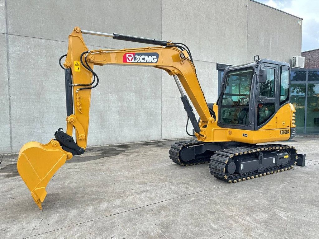 Raupenbagger XCMG XE60DA Diesel 35,9 kW 2022