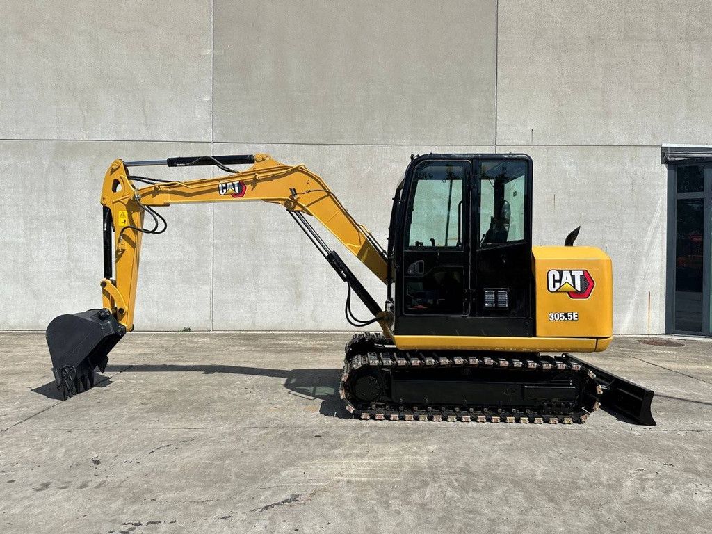 Crawler excavator Caterpillar 305.5E2 Diesel 34.1kW 2014