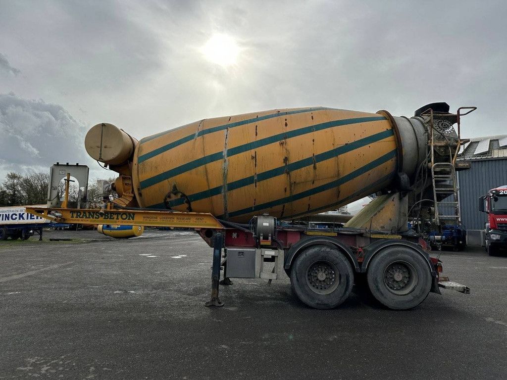 Concrete mixer MOL M1012 2015