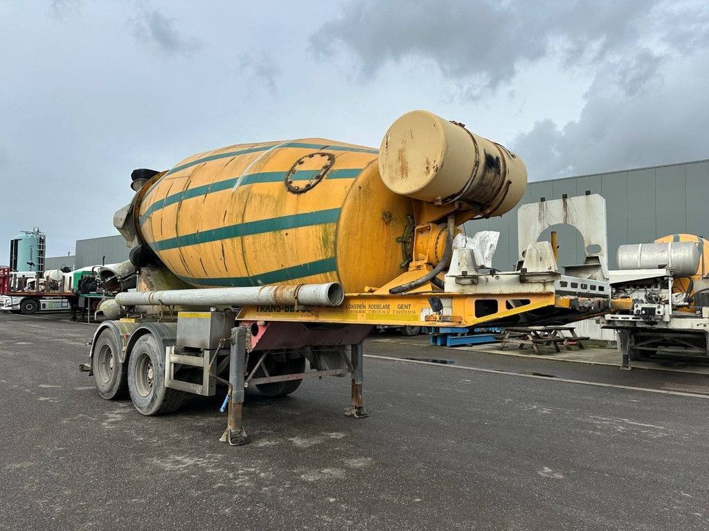 Concrete mixer MOL M1012 2015