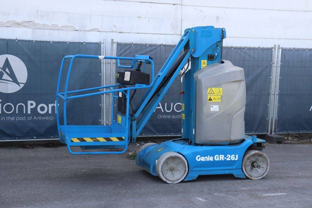 Masthoogwerker Genie GR26J Elektrisch 9.9m 2014
