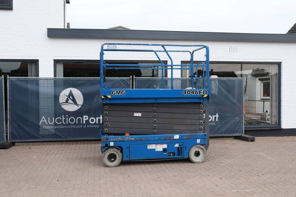 Scissor lift GMG 4046ED Electric 13.9m 350kg 2018