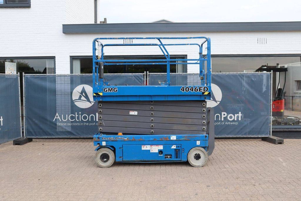 Scissor lift GMG 4046ED Electric 13.9m 350kg 2018