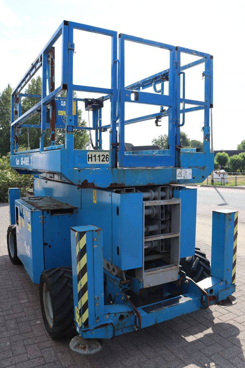 Scherenarbeitsbühne Genie GS4069 RT Diesel 363 kg 14,2 m 2014