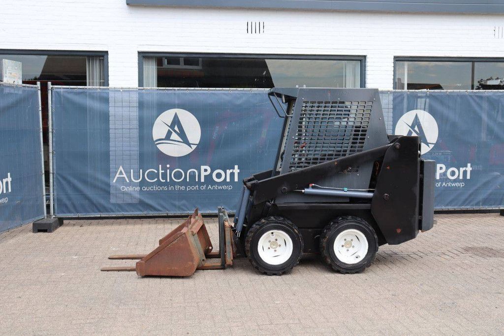 Skid steer loader Gehl SL1625 (Margin)