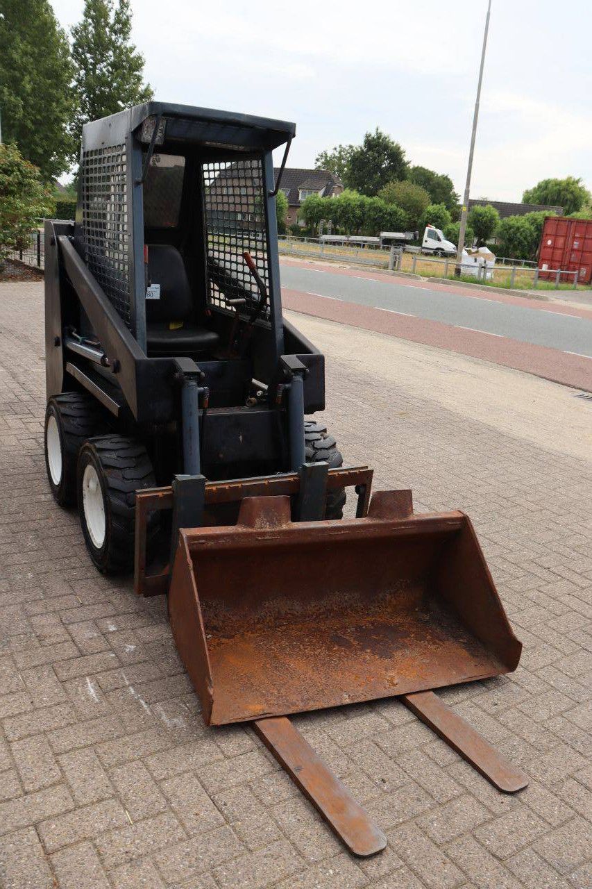 Skid steer loader Gehl SL1625 (Margin)