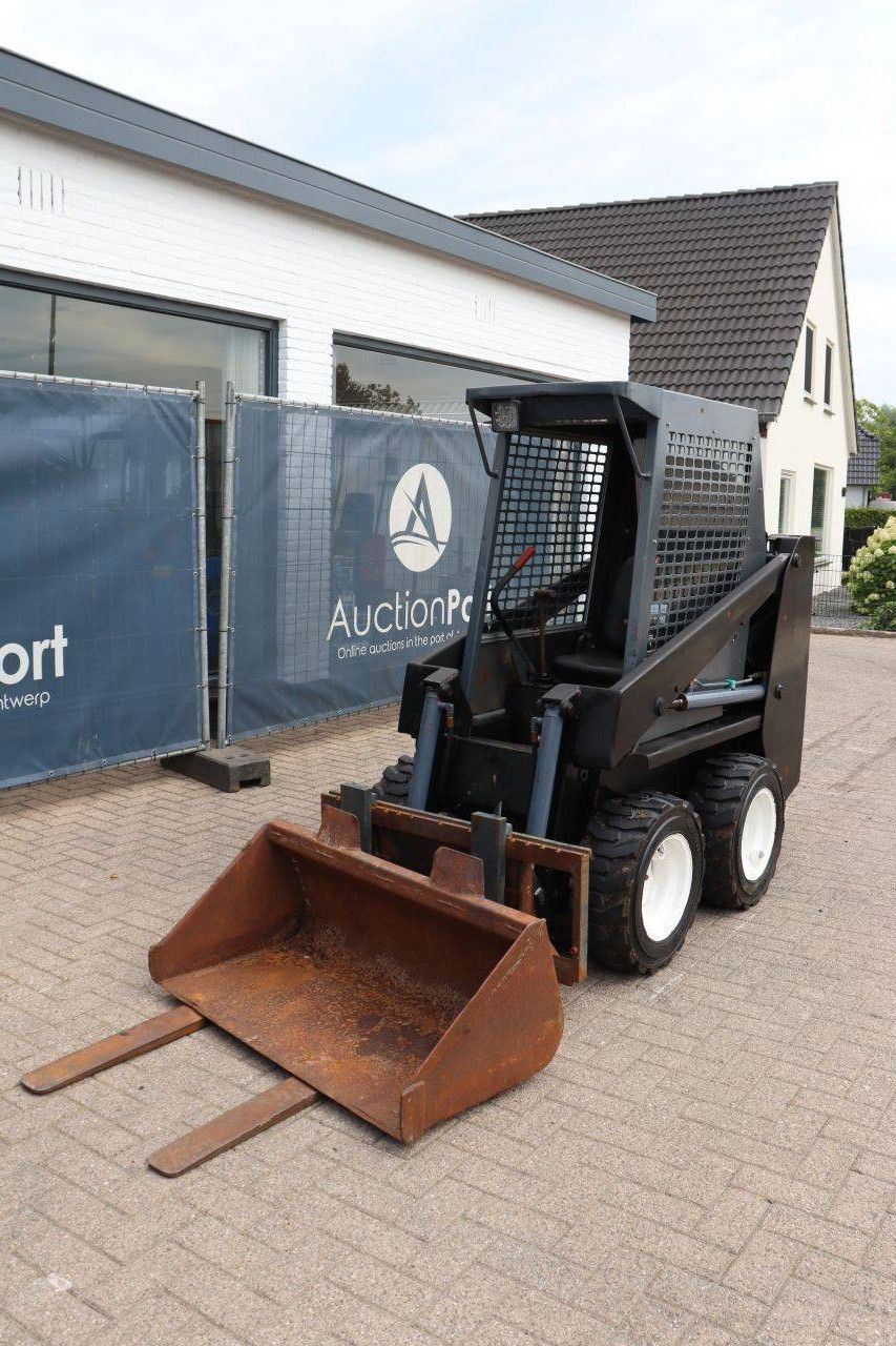 Skid steer loader Gehl SL1625 (Margin)