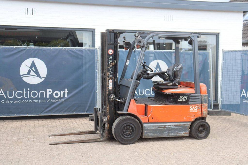 Toyota 7FBMF25 Elektrogabelstapler 2500 kg 5,0 m 2009