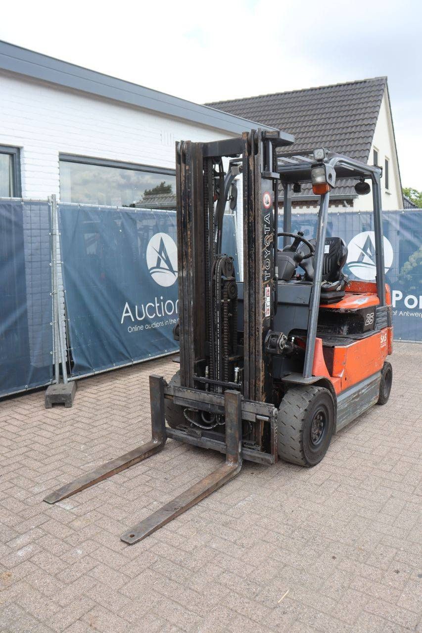 Toyota 7FBMF25 Elektrogabelstapler 2500 kg 5,0 m 2009