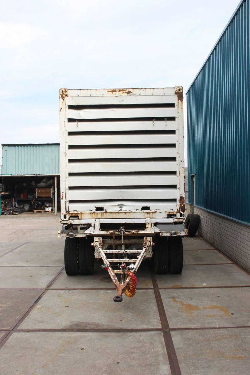Containergenerator Volvo Penta TAD 1642 GE Diesel 604 kW mit Ligthart-Anhänger