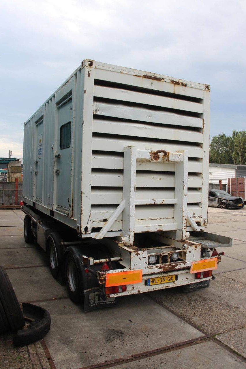 Containergenerator Volvo Penta TAD 1642 GE Diesel 604 kW mit Ligthart-Anhänger