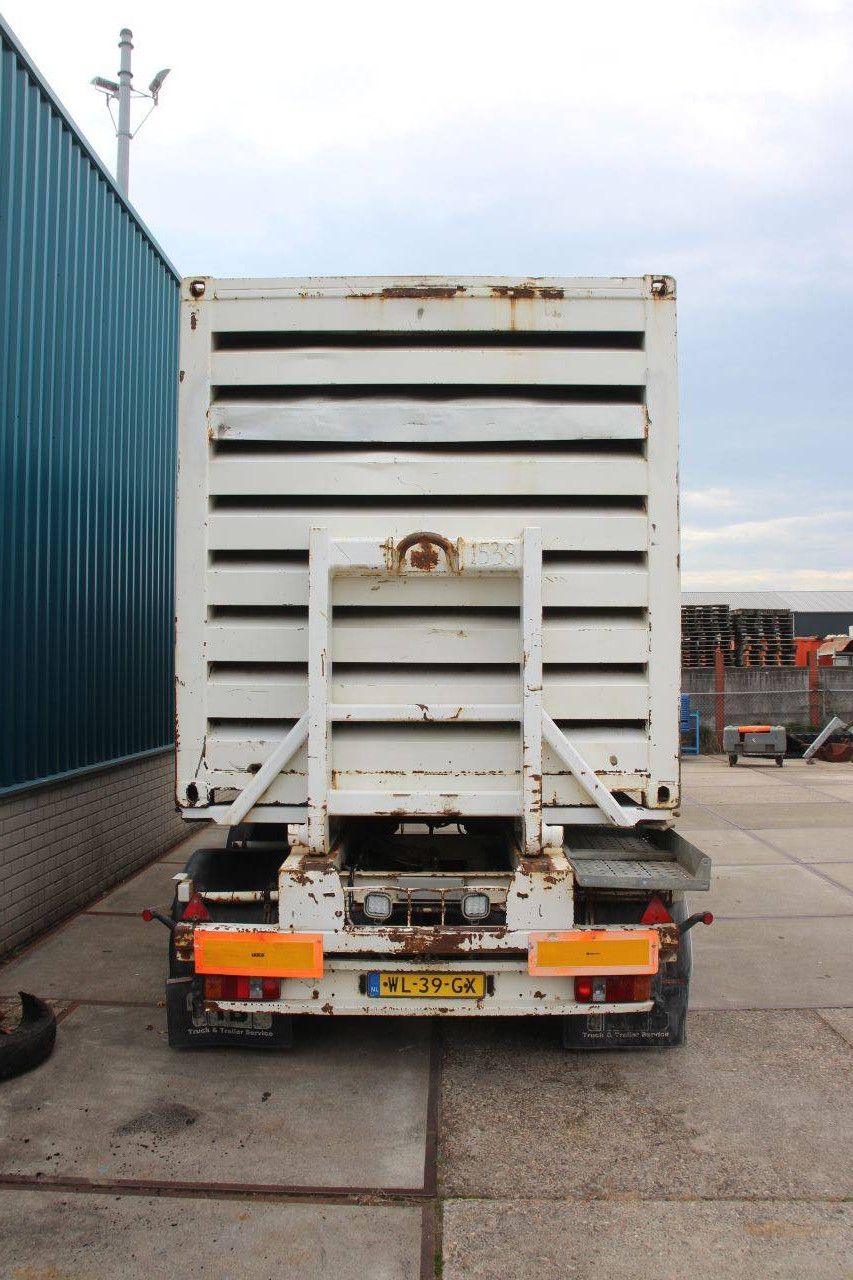 Containergenerator Volvo Penta TAD 1642 GE Diesel 604 kW mit Ligthart-Anhänger