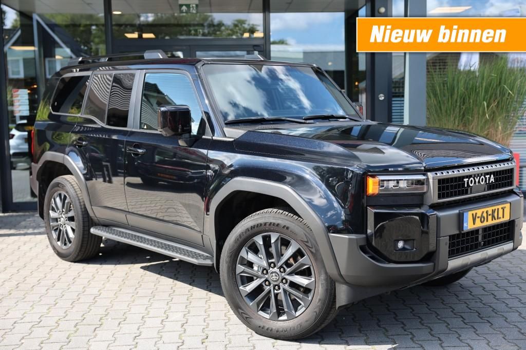 Toyota Landcruiser 250 2.8 D-4D 5DRS PROFESSIONAL PANODAK A/T VAN