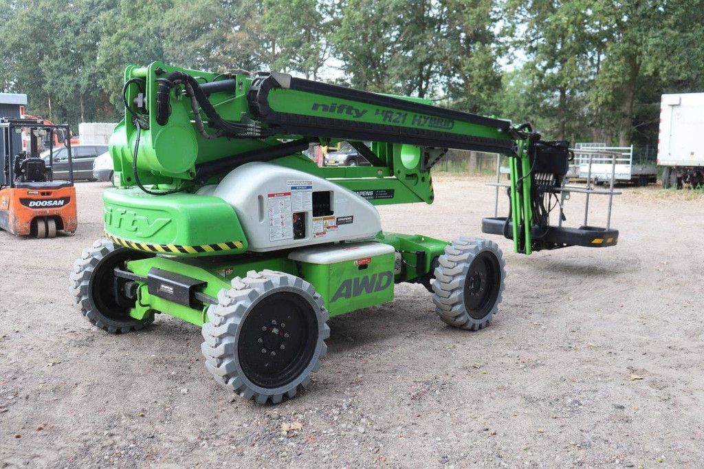 Niftylift HR21 Gelenkteleskoparbeitsbühne Hybrid Diesel + Elektro 225 kg 20 m 2014