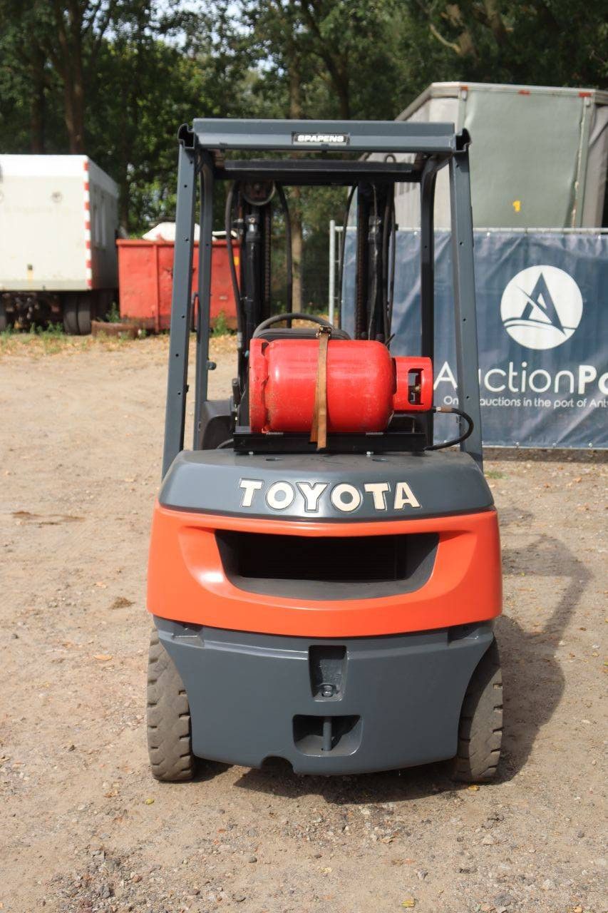 Forklift Toyota LPG 42-7FGF25 2500kg 4.7m 2003