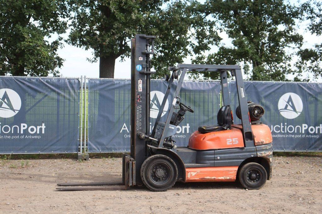 Gabelstapler Toyota 42-6FGF25 LPG 2500kg 4,0m 1998