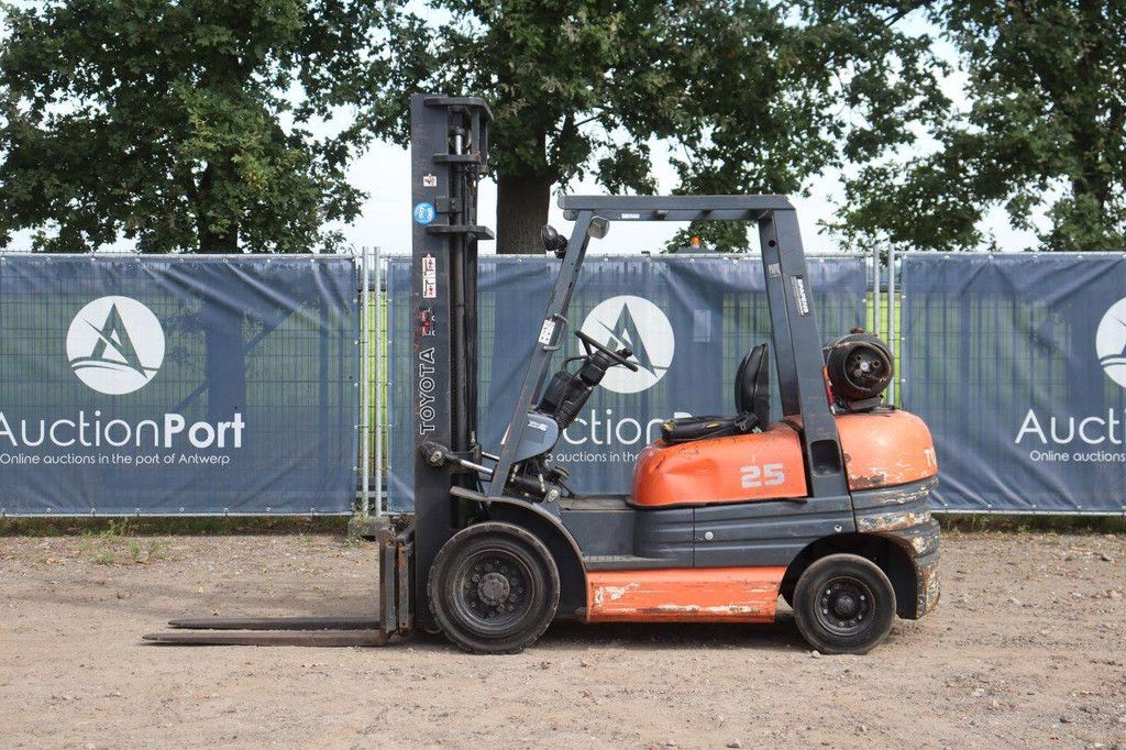 Gabelstapler Toyota 42-6FGF25 LPG 2500kg 4,0m 1998