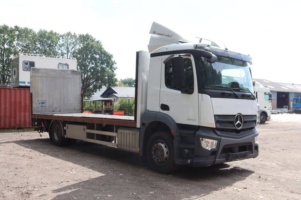 Flatbed (truck) Mercedes-Benz Actros 2024 Diesel 326hp 2017