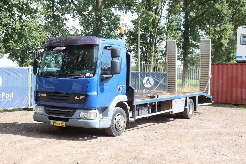 Machinetransporter DAF FA LF45G12 Diesel 159pk 2008