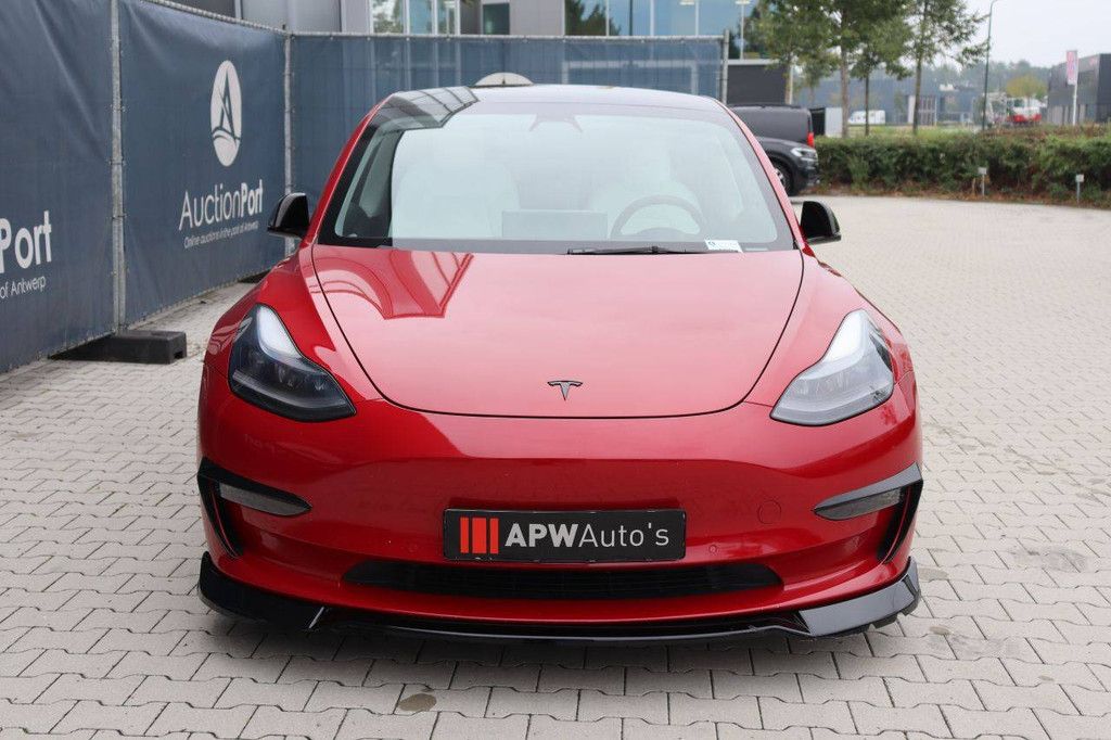 Tesla Model 3 Elektro-Pkw 283 PS 2021 (Marge)