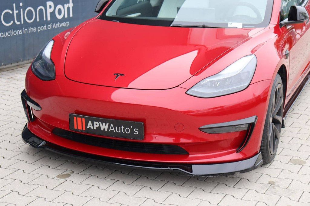 Tesla Model 3 Elektro-Pkw 283 PS 2021 (Marge)