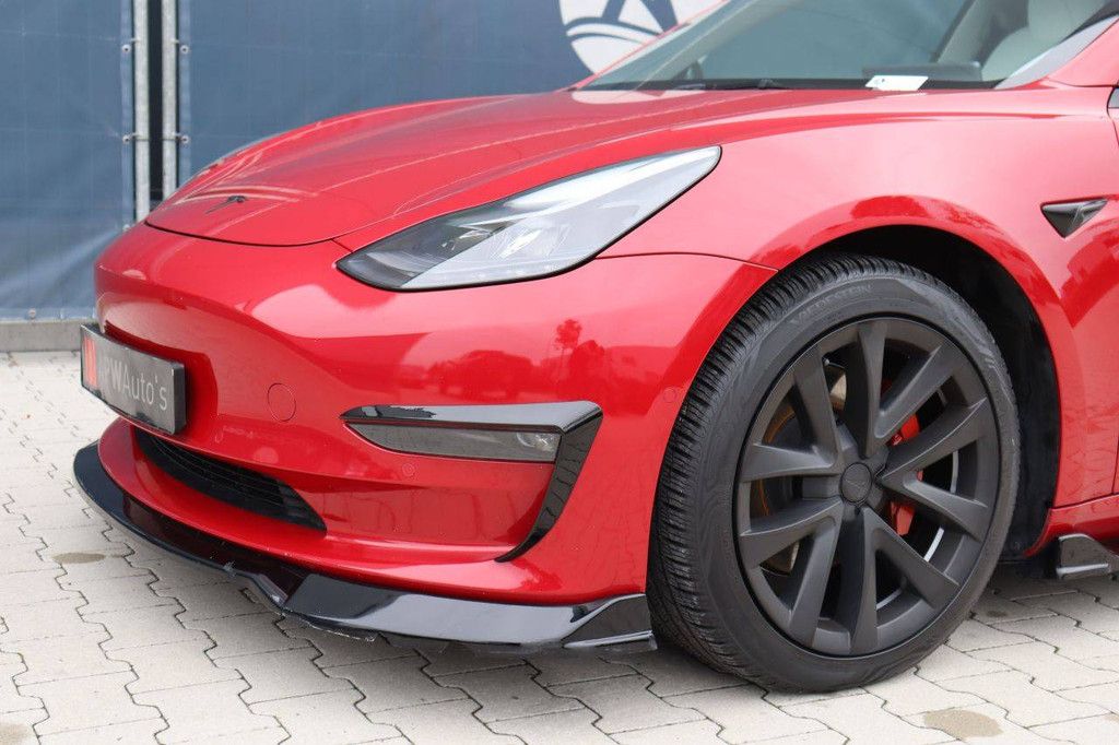 Tesla Model 3 Elektro-Pkw 283 PS 2021 (Marge)