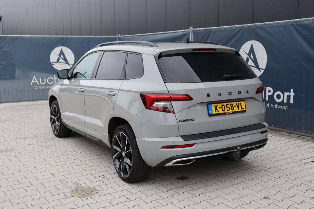 SUV Skoda Karoq Sport Line Benzin 150 PS 2021