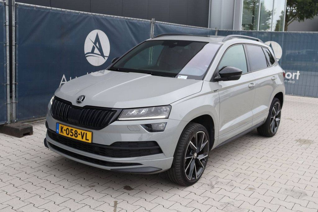 SUV Skoda Karoq Sport Line Benzin 150 PS 2021