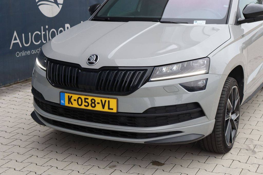 SUV Skoda Karoq Sport Line Benzin 150 PS 2021