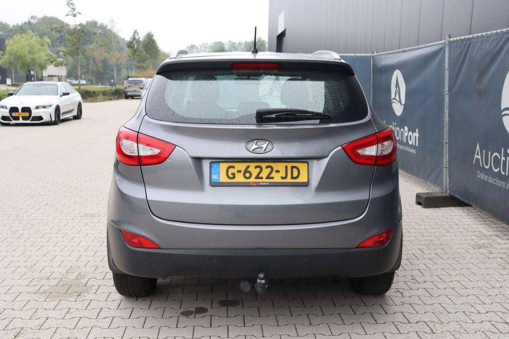 SUV Hyundai TUCSON Benzin 135 PS 2014 (Margin)