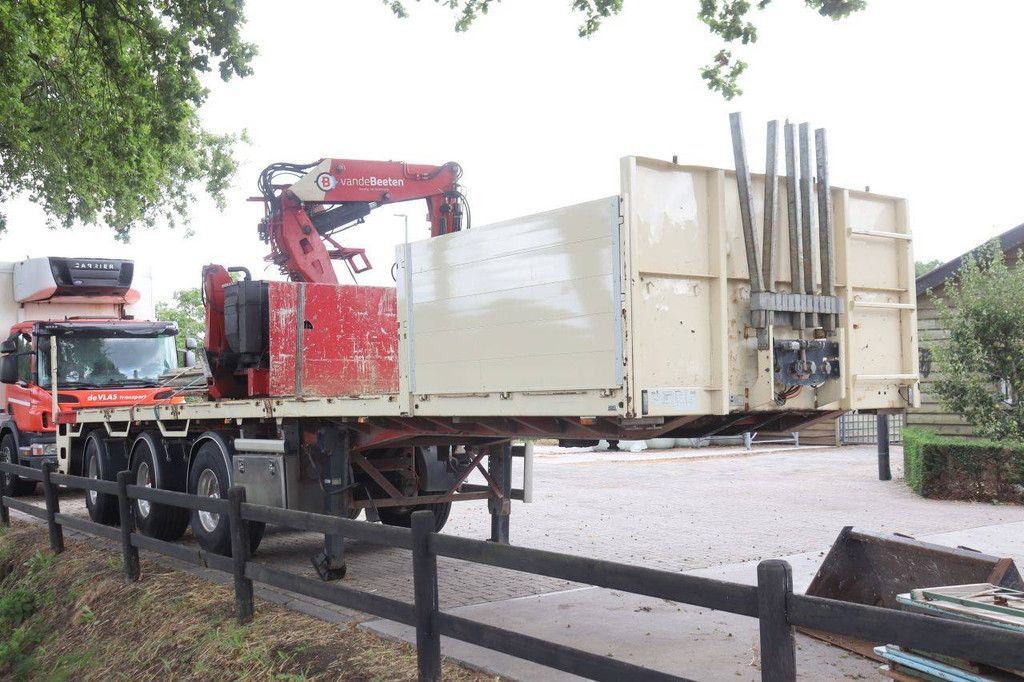 Pritschenauflieger, Boden 48.000 kg, Baujahr 2007, mit Ladekran