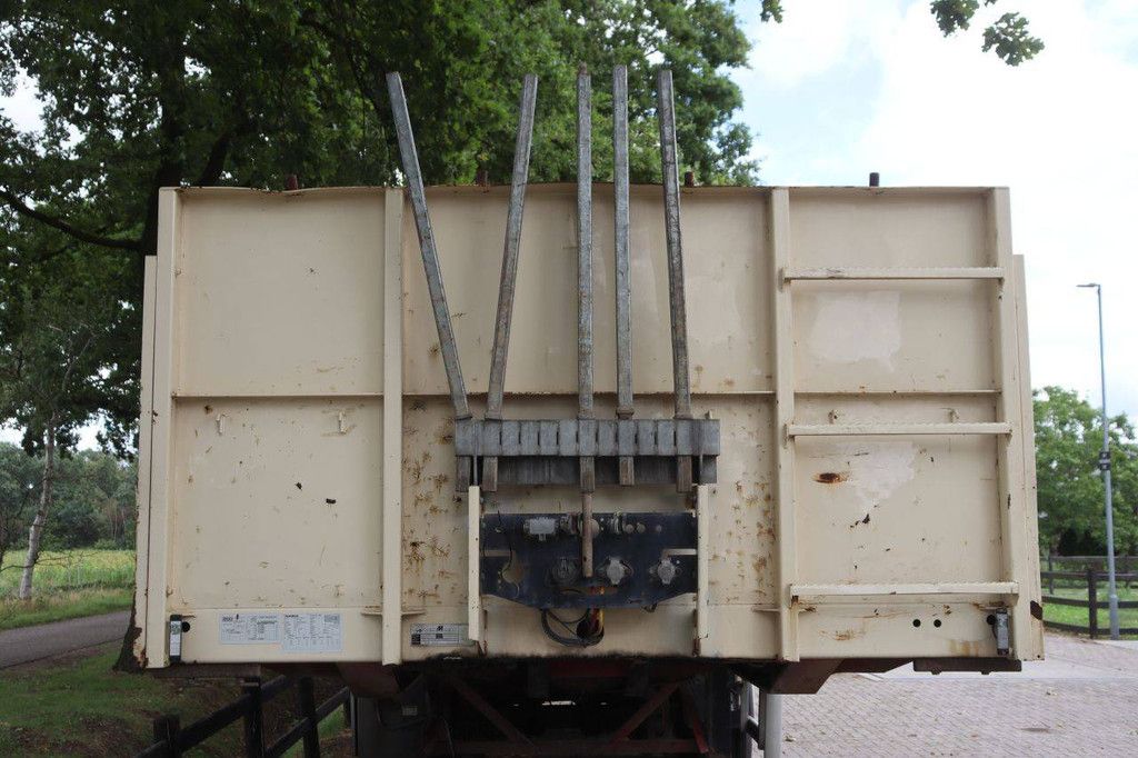 Pritschenauflieger, Boden 48.000 kg, Baujahr 2007, mit Ladekran