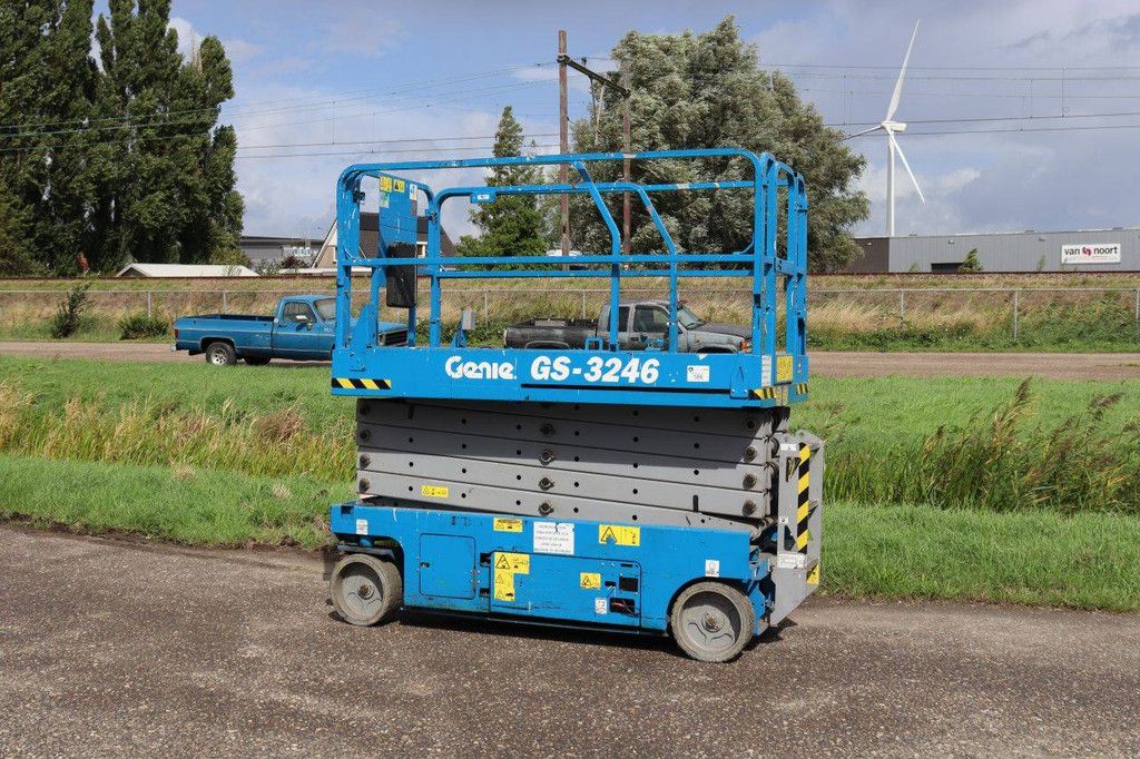Schaarhoogwerker Genie GS-3246 Elektrisch 317kg 11.75m 2008